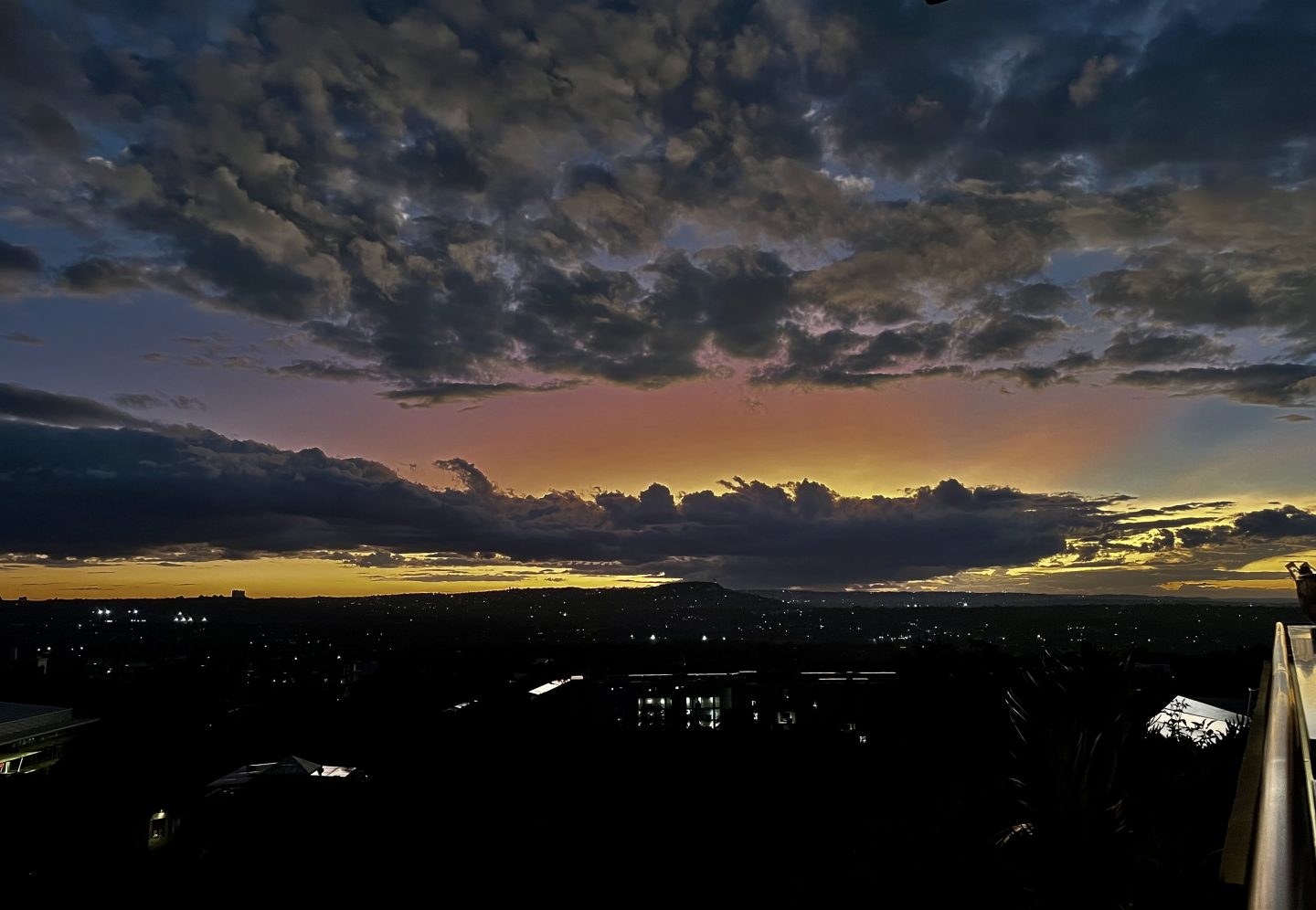 Rooftop et Sunset au Radisson Red